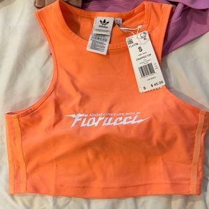 Adidas crop top size small women’s